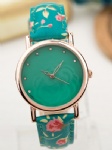 Fashion lady watch with gold alloy case